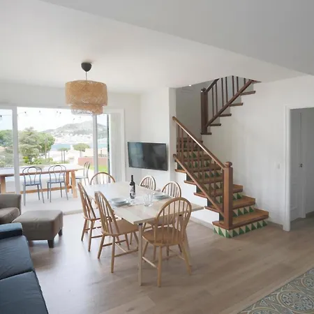 בית נופש Ideal House For Families With Pool El Port De La Selva