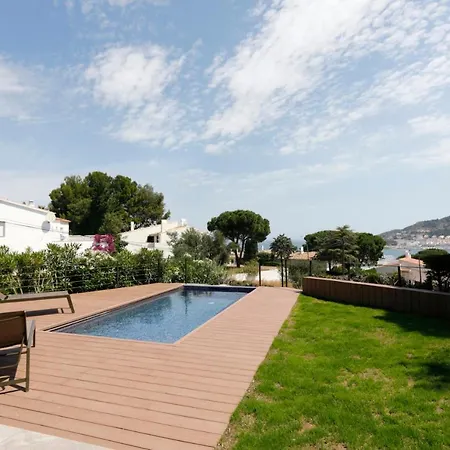 בית נופש Ideal House For Families With Pool *